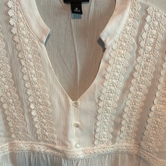 Ladies Blouse - Picture 2 of 7